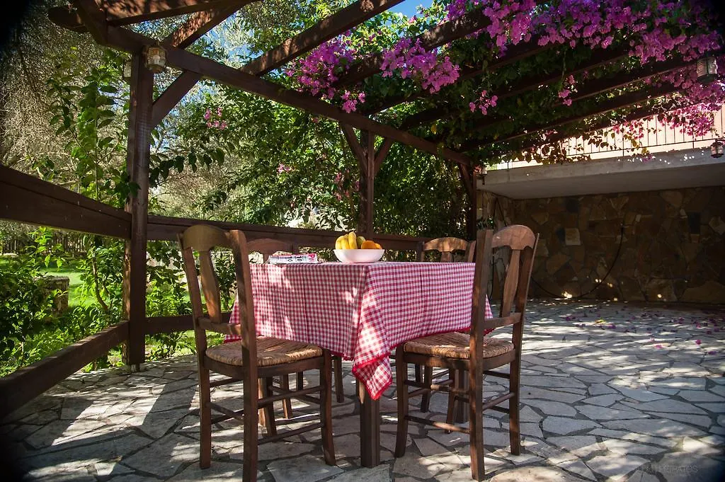 Leventis Villas Complex With Sharing Pool Spartià 0*,