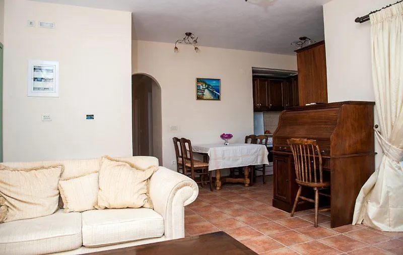Leventis Villas Complex With Sharing Pool Spartià Grecia